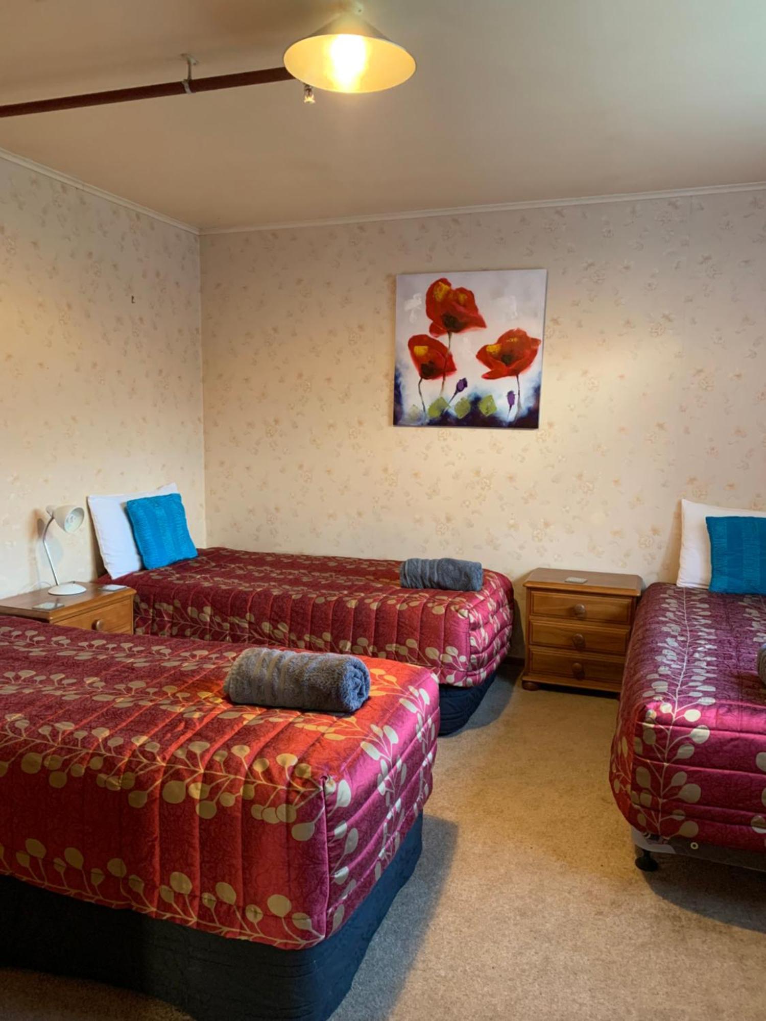 Thomas'S Catlins Lodge And Camp Ground Owaka 외부 사진