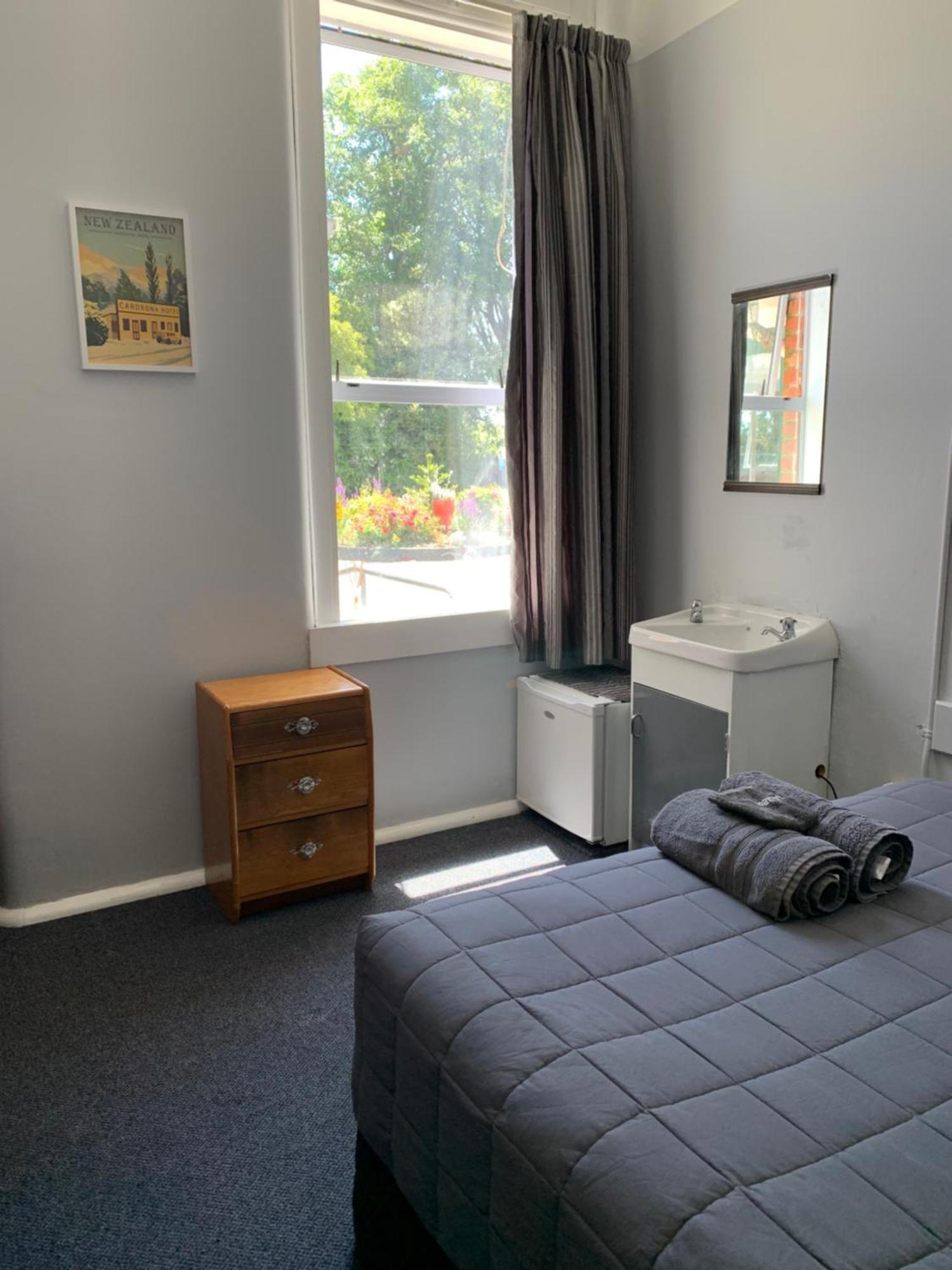 Thomas'S Catlins Lodge And Camp Ground Owaka 외부 사진