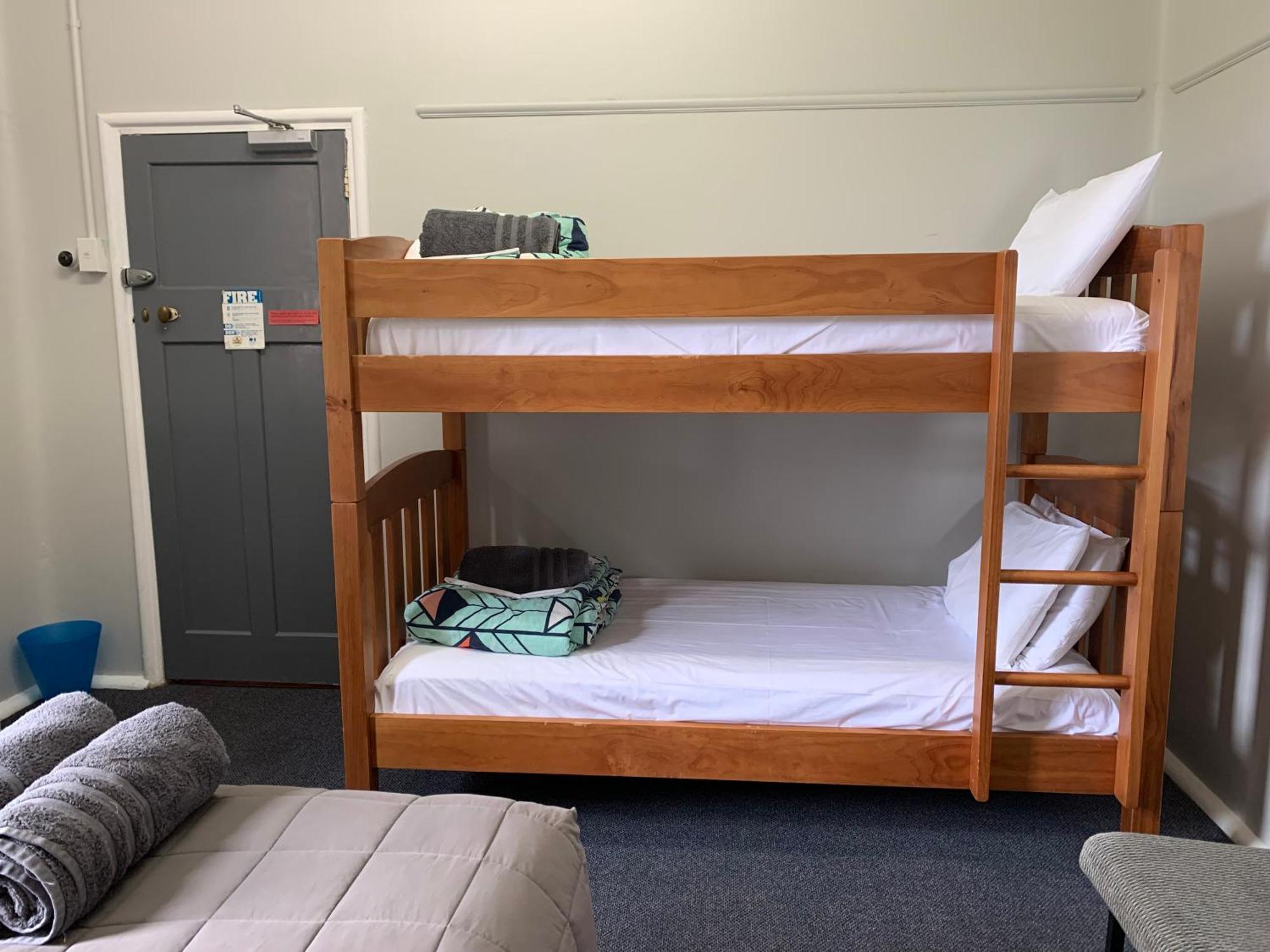 Thomas'S Catlins Lodge And Camp Ground Owaka 외부 사진