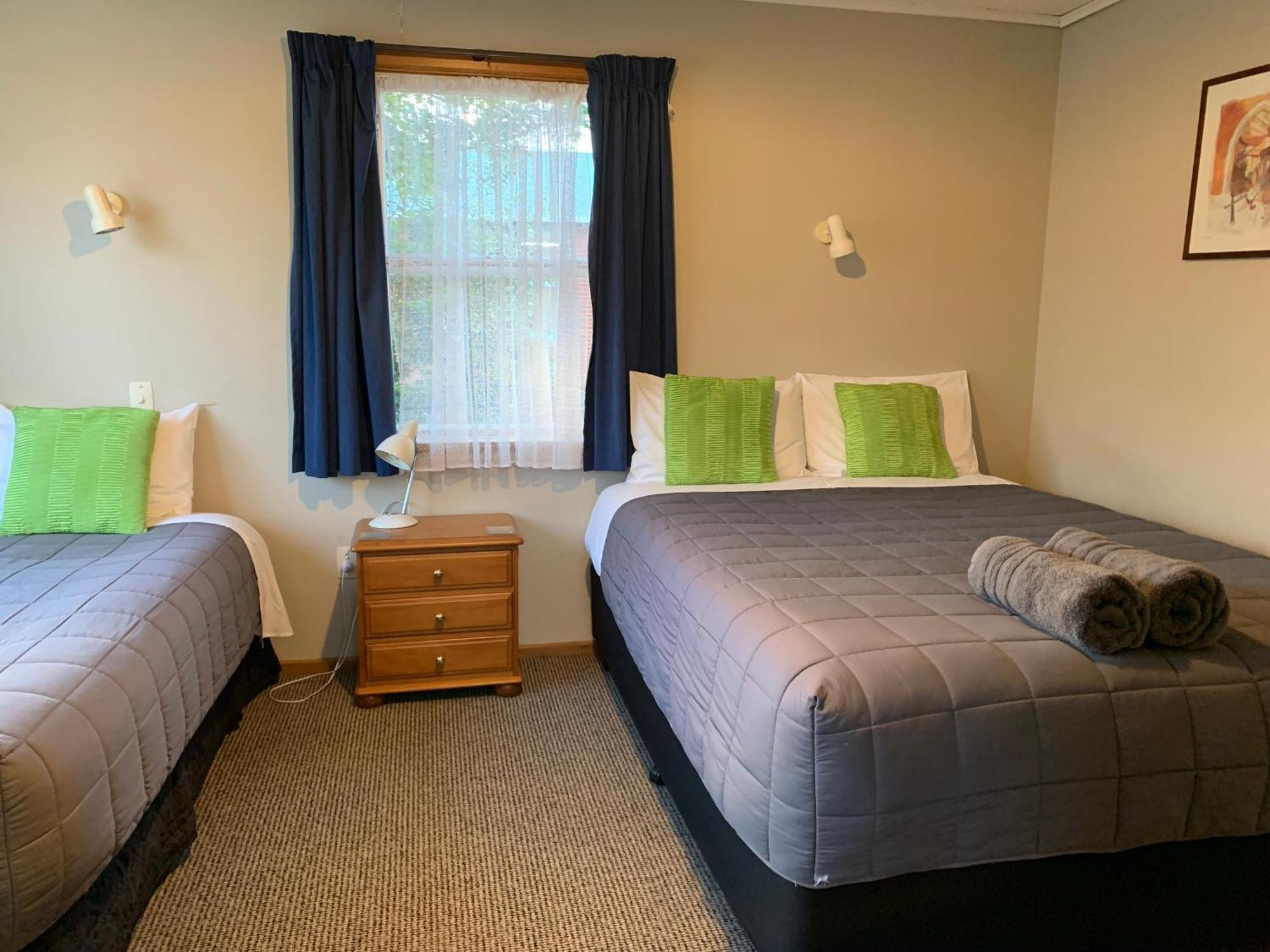 Thomas'S Catlins Lodge And Camp Ground Owaka 외부 사진